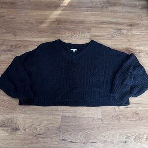 Womens American Eagle Outfitters Black V-Neck Cropped Sweater Size Latge